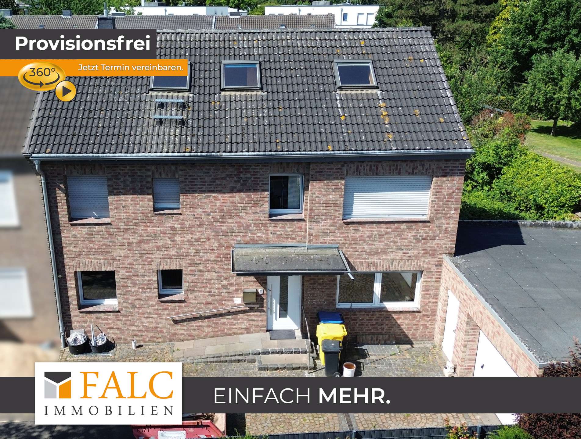 Hauseingangsbereich vorne